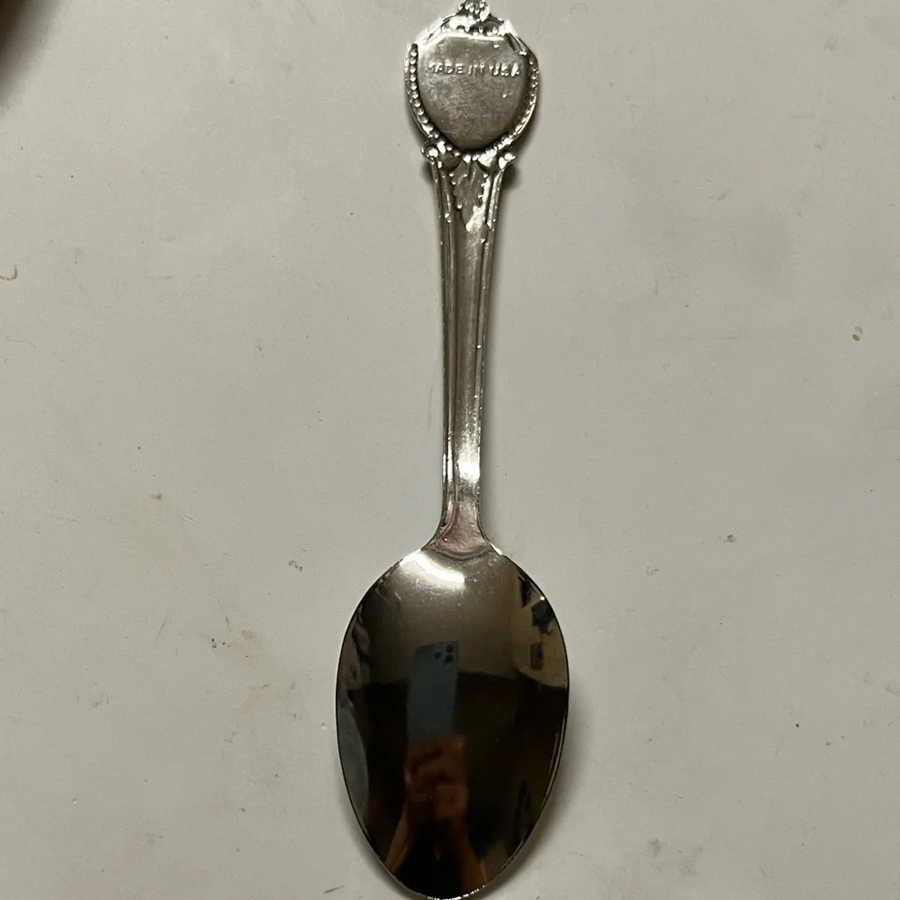 😍😍Bermuda quo fata ferunt silver spoon 😍😍